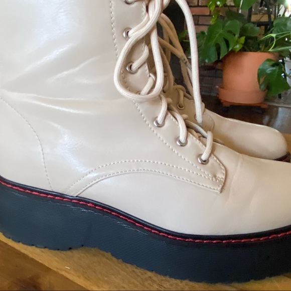 Platform Steve Madden Boots - Picture 12 of 13